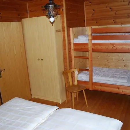 Semesterbostad Langhans Huette 1 *